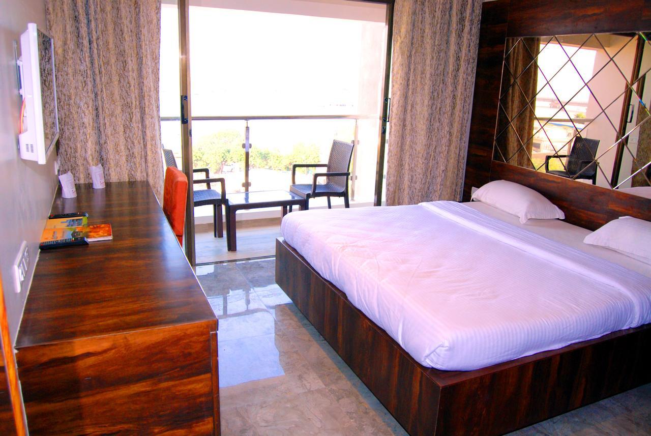 Hotel Apaar Ντιού Εξωτερικό φωτογραφία